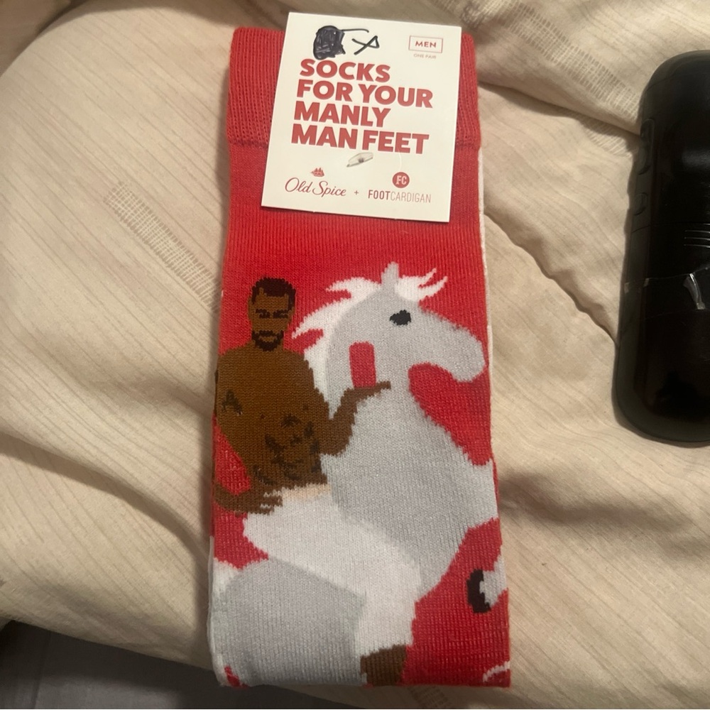 Old Spice Men's Red Novelty Socks